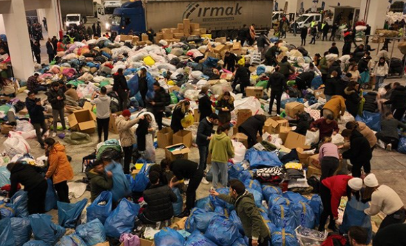 Son 10 Günde Yardımlaşma Seferberliği görseli