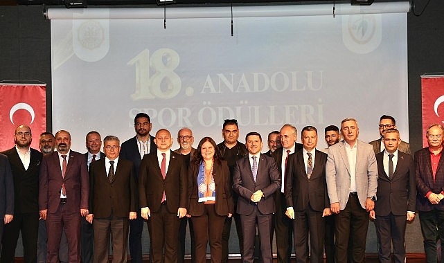 Belediye Başkanımız Rasim Arı, YILIN BELEDİYE BAŞKANI Seçildi görseli
