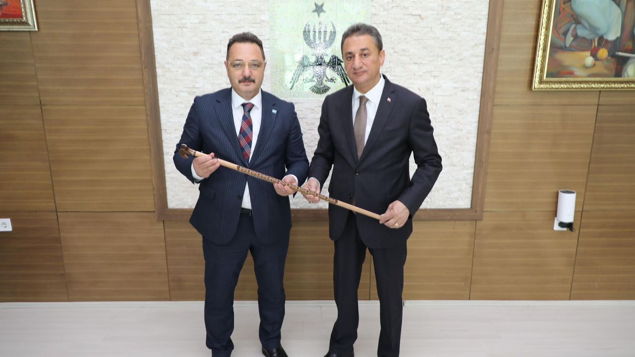 TİMBİR Genel Başkanı Dr. Süleyman Basa'dan hemşehrisi Erol Karaömeroğlu için taziye mesajı görseli