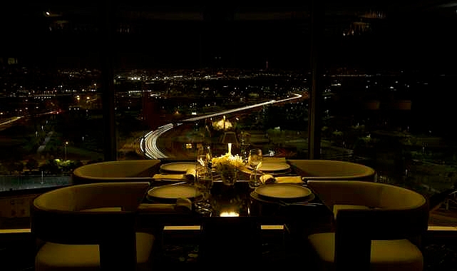 KÜN Restaurant, yılbaşı gecesine ışıltılı bir dokunuş katacak görseli
