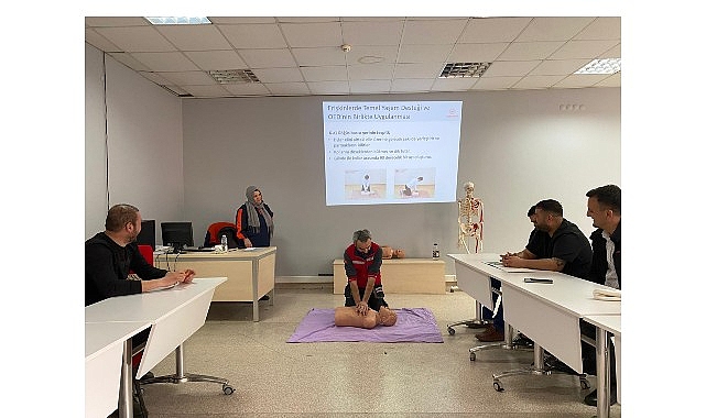 Konak’ın Arama Kurtarma Timi eğitimlerini tamamladı görseli