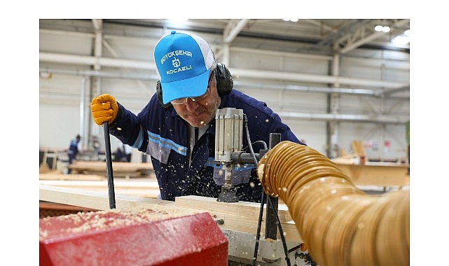 Kent mobilyaları Büyükşehir imzası taşıyor görseli