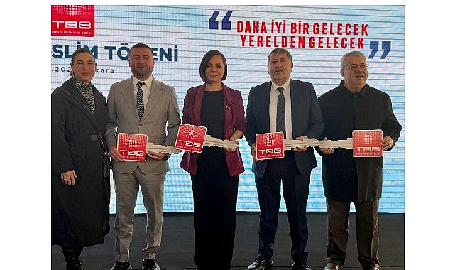 Karabağlar Belediyesi’ne Yeni İş Makinesi Desteği görseli