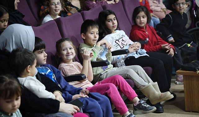 Kartepe’de Minik İzleyicilere Neşeli Bir Gün görseli