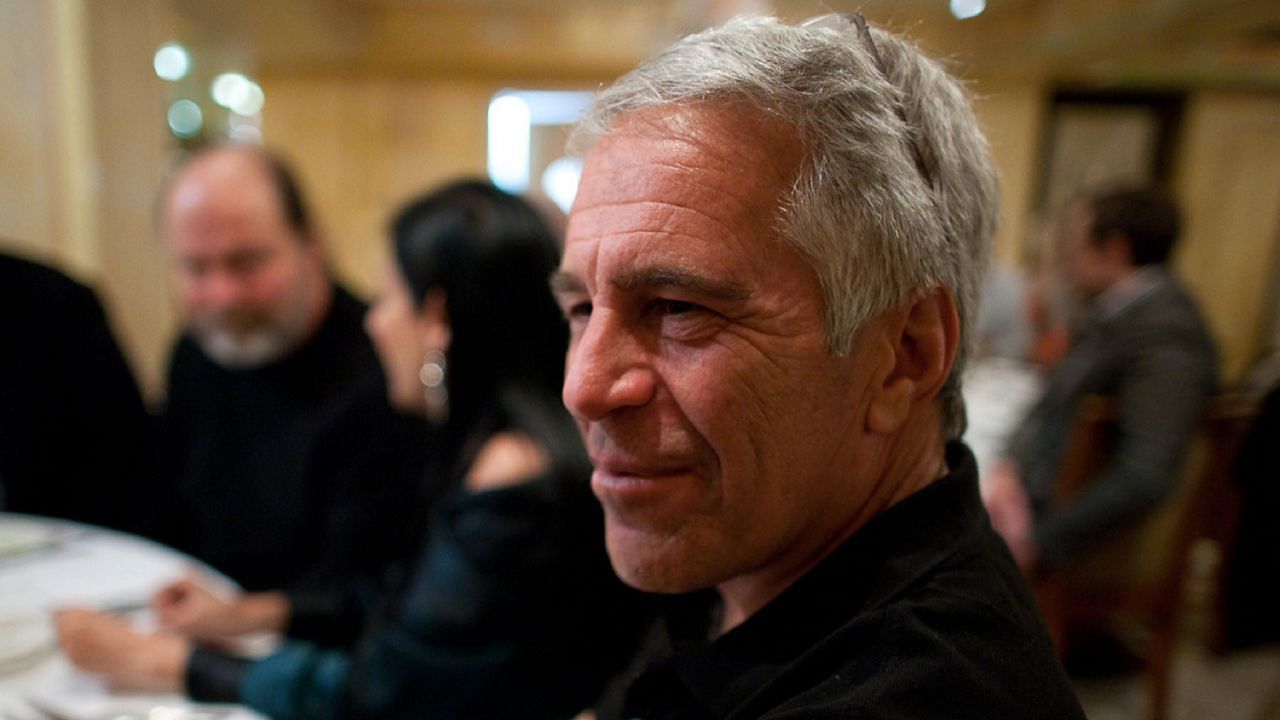 Epstein’in eski röportajında “İlluminati benzeri” Üçlü Komisyon iddiası gündeme geldi görseli
