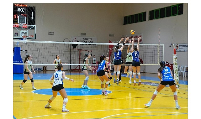 Burhaniye Belediyesi 4. Geleneksel Yıldız Kızlar Voleybol Turnuvası Sona Erdi görseli