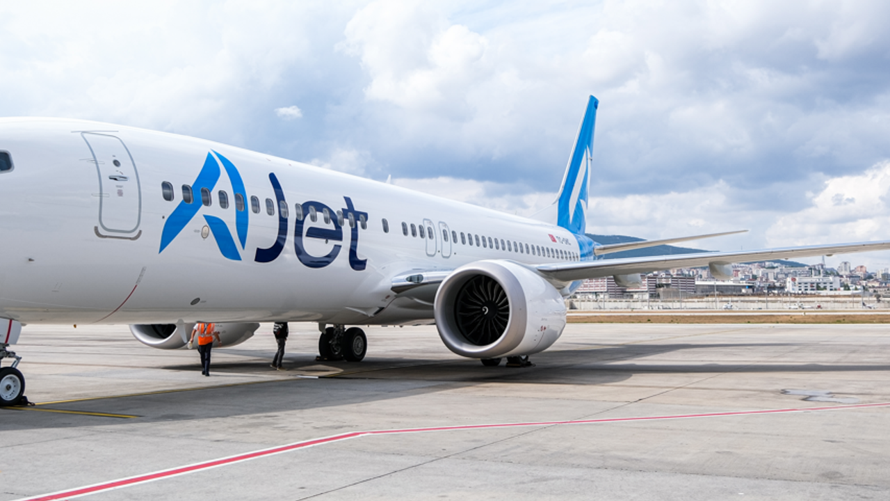 AJet’in dördüncü Boeing 737-8 MAX uçağı İstanbul’a geldi görseli