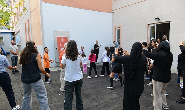 Nilüfer Belediyesi’nden engelli bireylere özel zumba etkinliği görseli