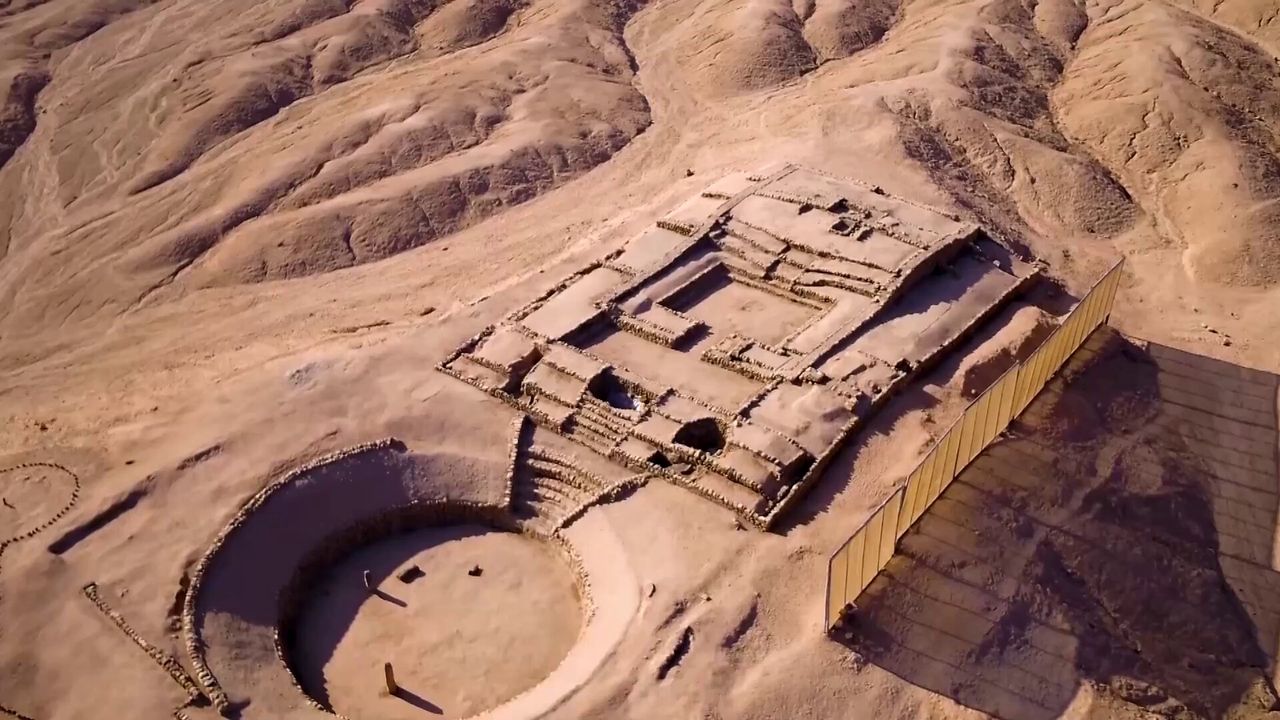 Peru’da 3 bin 500 yıllık antik şehir gün yüzüne çıktı! görseli