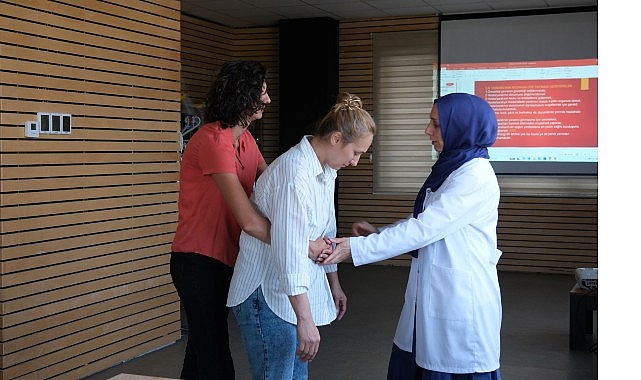 Minik yüreklere ilk yardım bilinci aşılandı görseli