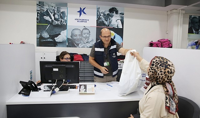 Küçükçekmece Belediyesi'nden 6 Bin Öğrenciye Kırtasiye Desteği görseli