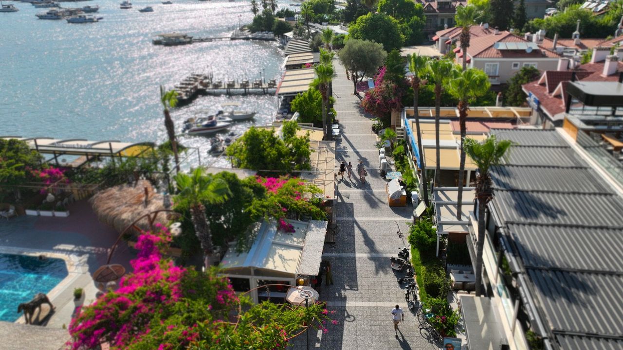 Fethiye Belediyesi’nden Göcek Sahili'ne modern dokunuş görseli