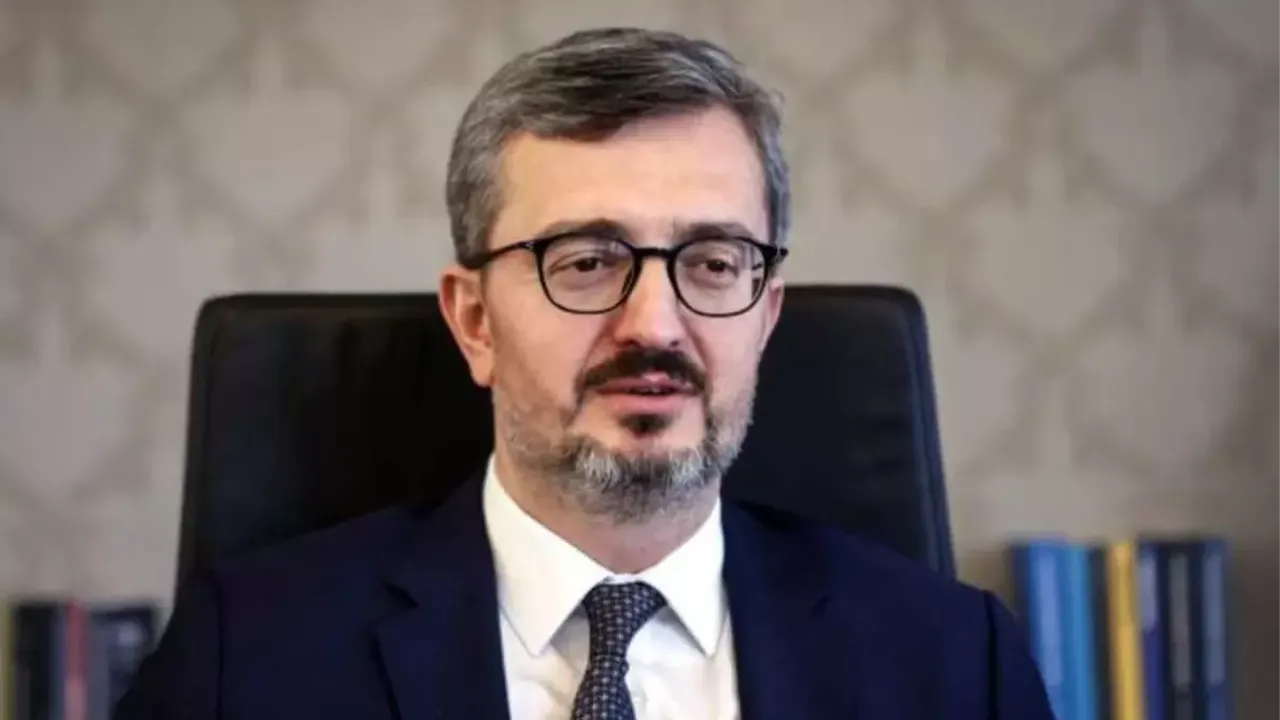 İletişim Başkanı Duran, Şule Yüksel Şenler’i andı görseli