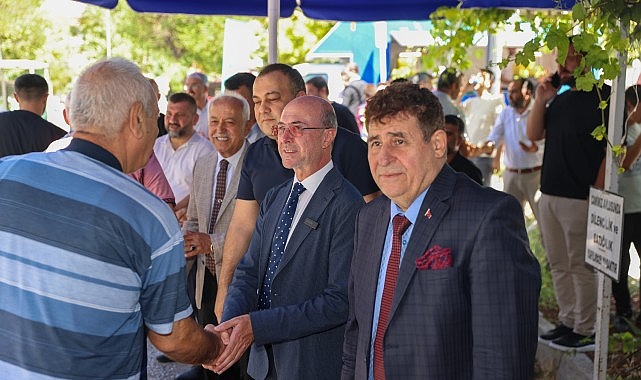 Selçuklu’da Cuma Bereketi Sürüyor görseli