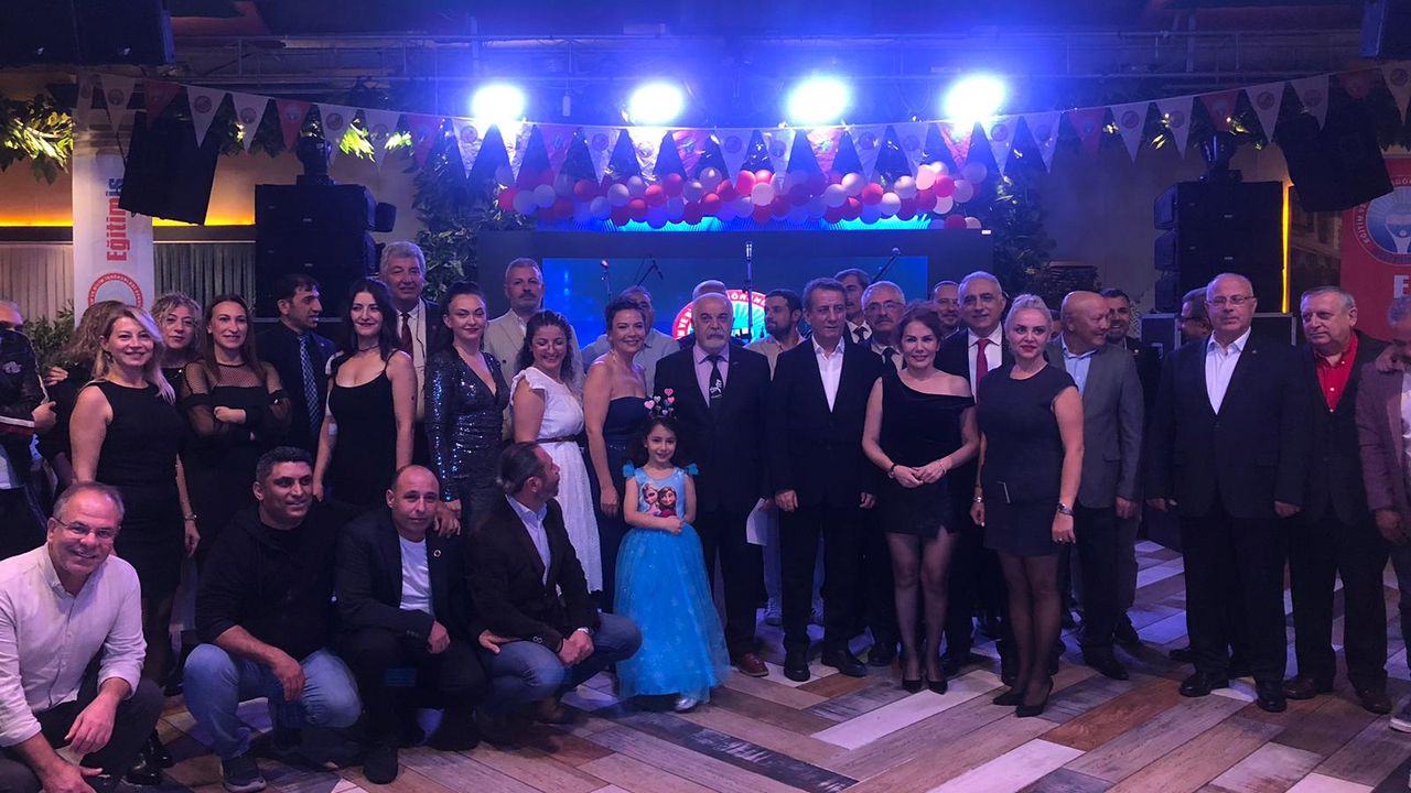 20. Yıla Özel Dayanışma Gecesi Aydın’da coşkuyla kutlandı görseli