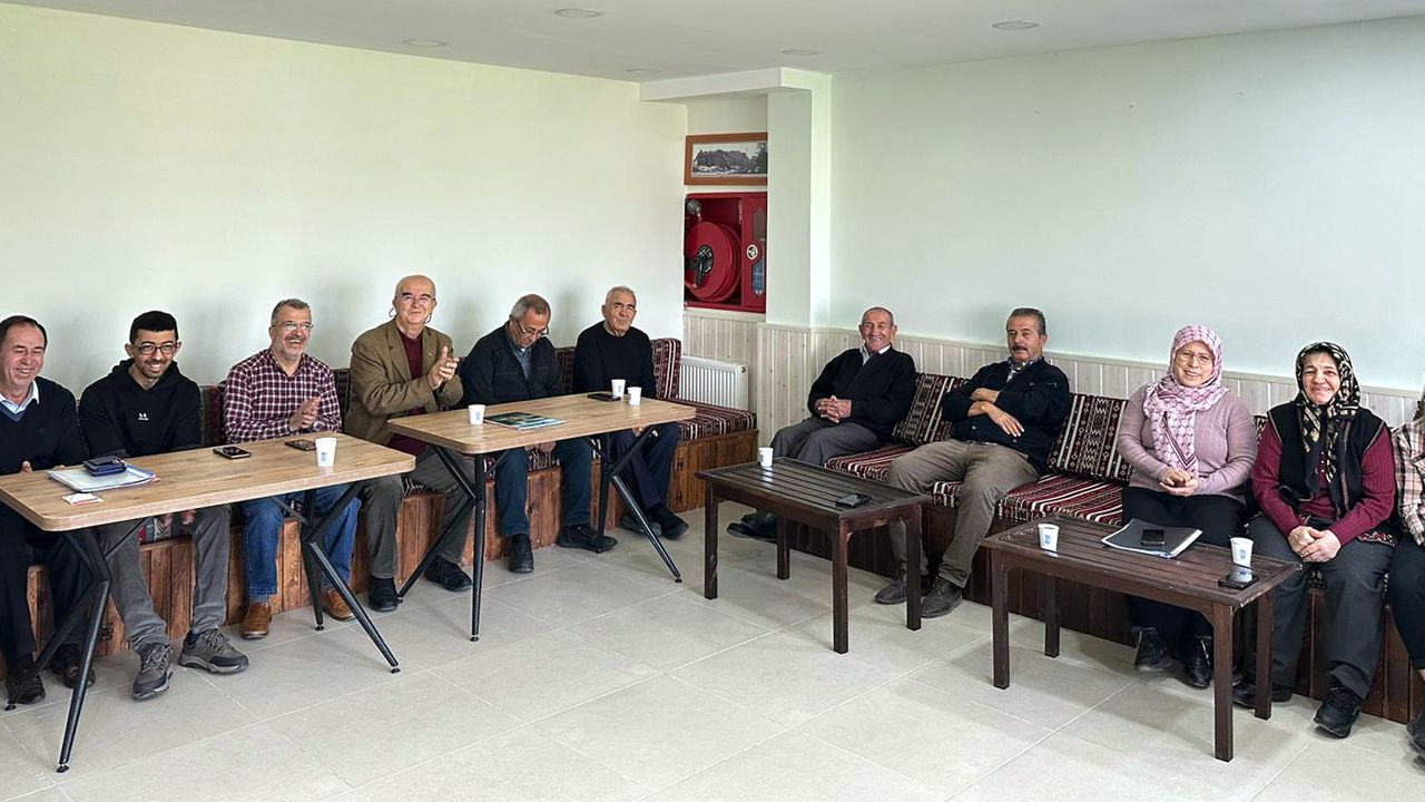 Güdül’de Türk Sanat müziği korosu çalışmalara başladı görseli