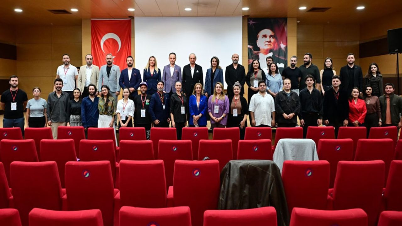 Başkan Kocagöz’den Kepez’in sanat emekçilerine müjde! görseli
