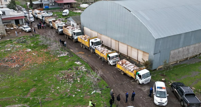 Siverek'te 50 Ton Bozuk Tavuk Eti Operasyonu! görseli