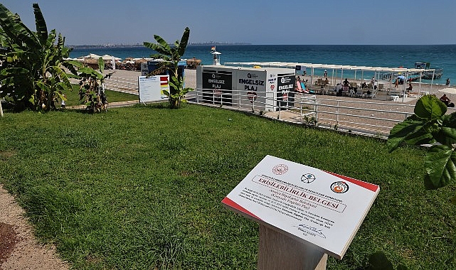 Büyükşehir’in engelsiz plajlarına ziyaretçi akını görseli