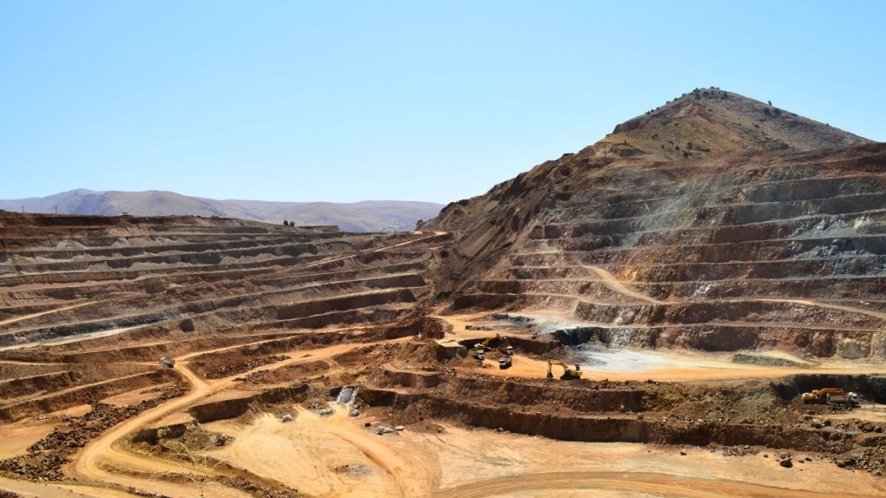 Sivas’ta 424 bin ons altın bulundu: Resmi açıklama geldi görseli