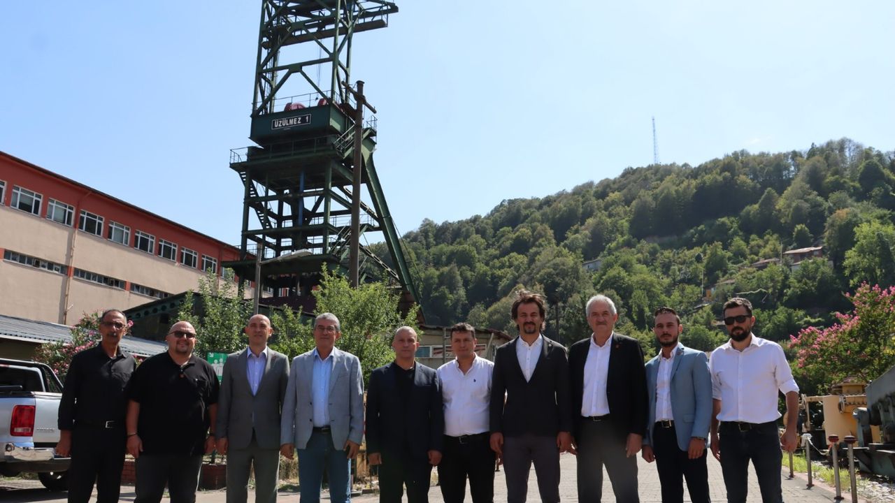 CHP Grup Başkanvekili Günaydın TTK Üzülmez müessesini ziyaret etti görseli