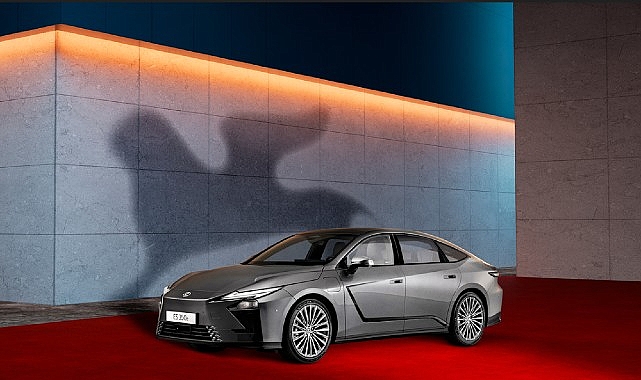 Lexus Sinema Dünyasıyla Ortak Vizyonunu 82. Venedik Film Festivali’nde Paylaşıyor görseli