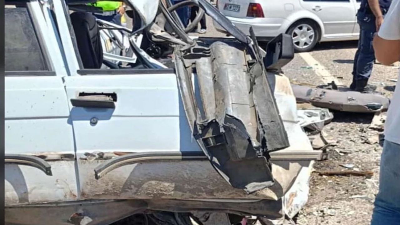 Adıyaman'da feci kaza: 5 ölü, 1 ağır yaralı görseli