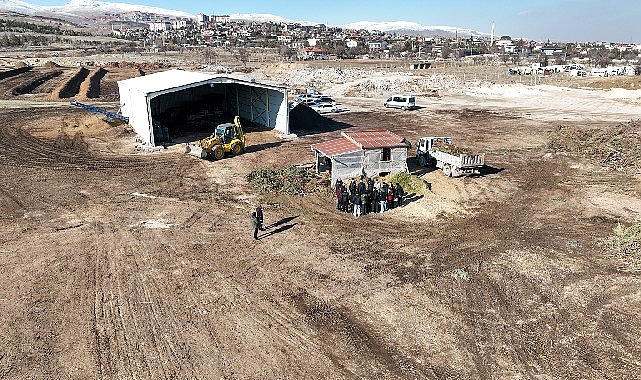 Öğrenciler Selçuklu Belediyesi Kompost Üretim Tesisi'ni ziyaret etti görseli