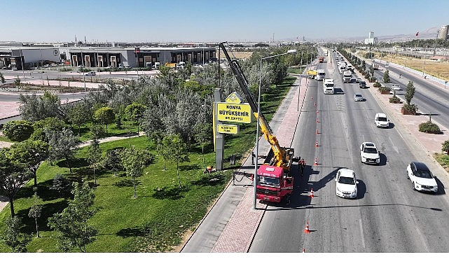 Şehir Estetiği ve Trafik Güvenliği İçin Totem ve Tabelalar Kaldırılıyor görseli