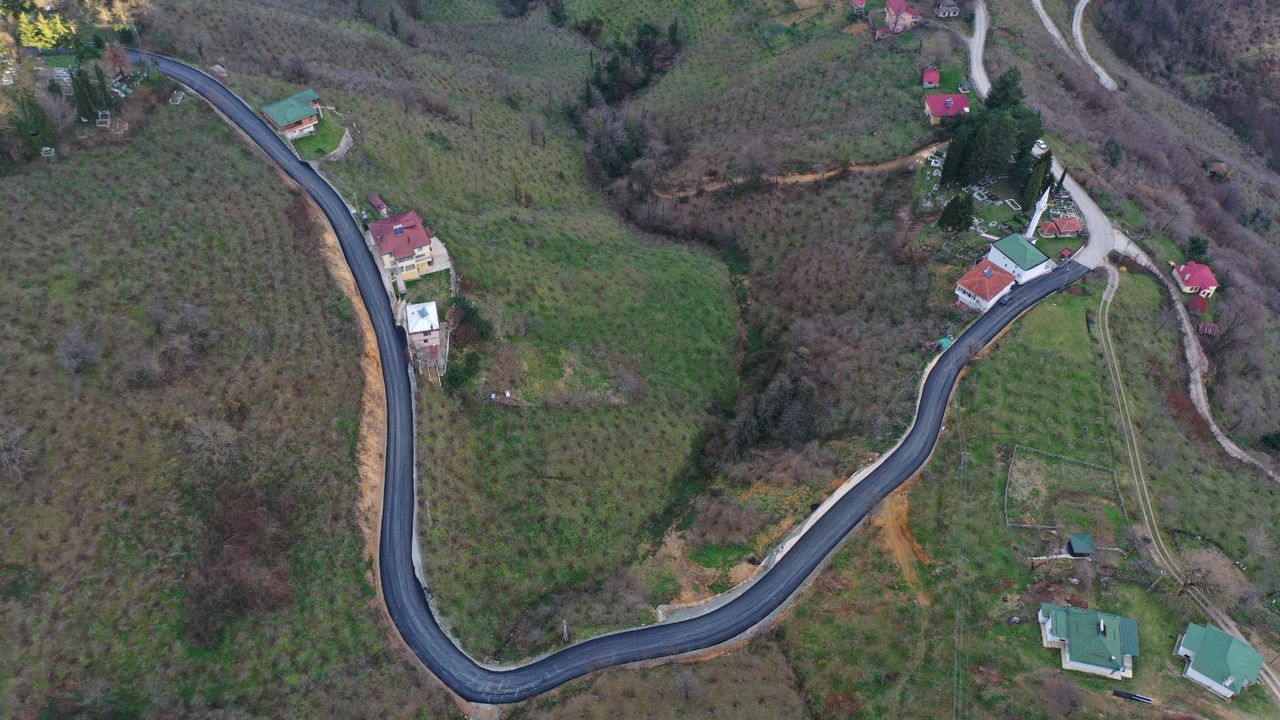 Orhaniye - Boztepe yolu asfaltlandı görseli
