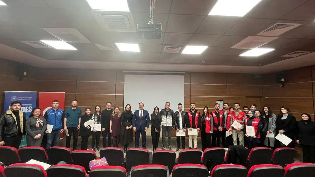 UNİDES programı kapsamında sertifika töreni düzenlendi görseli