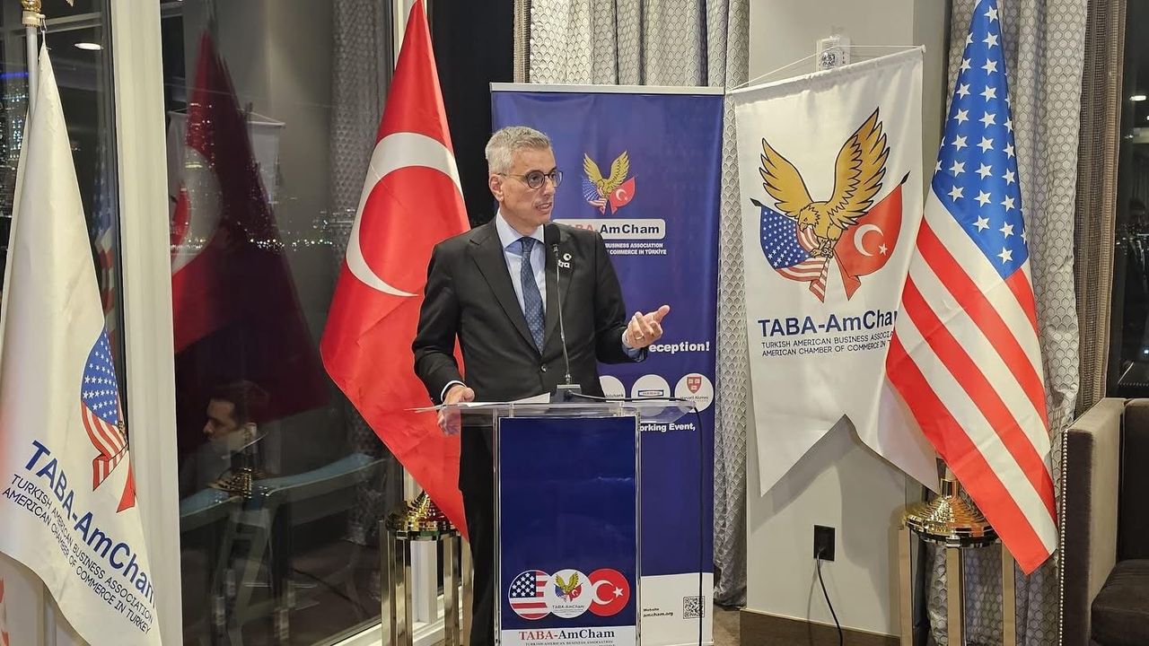 Bakan Memişoğlu: Sağlıkta ithal eden değil, ihraç eden bir Türkiye kuruyoruz görseli