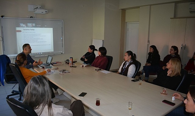 Ege Üniversitesinde “Ergenlikte Madde Kullanımı” Semineri görseli
