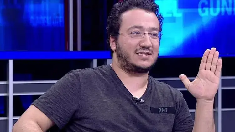 Oytun Erbaş; Kimse Görüldüğü Gibi Değil! görseli