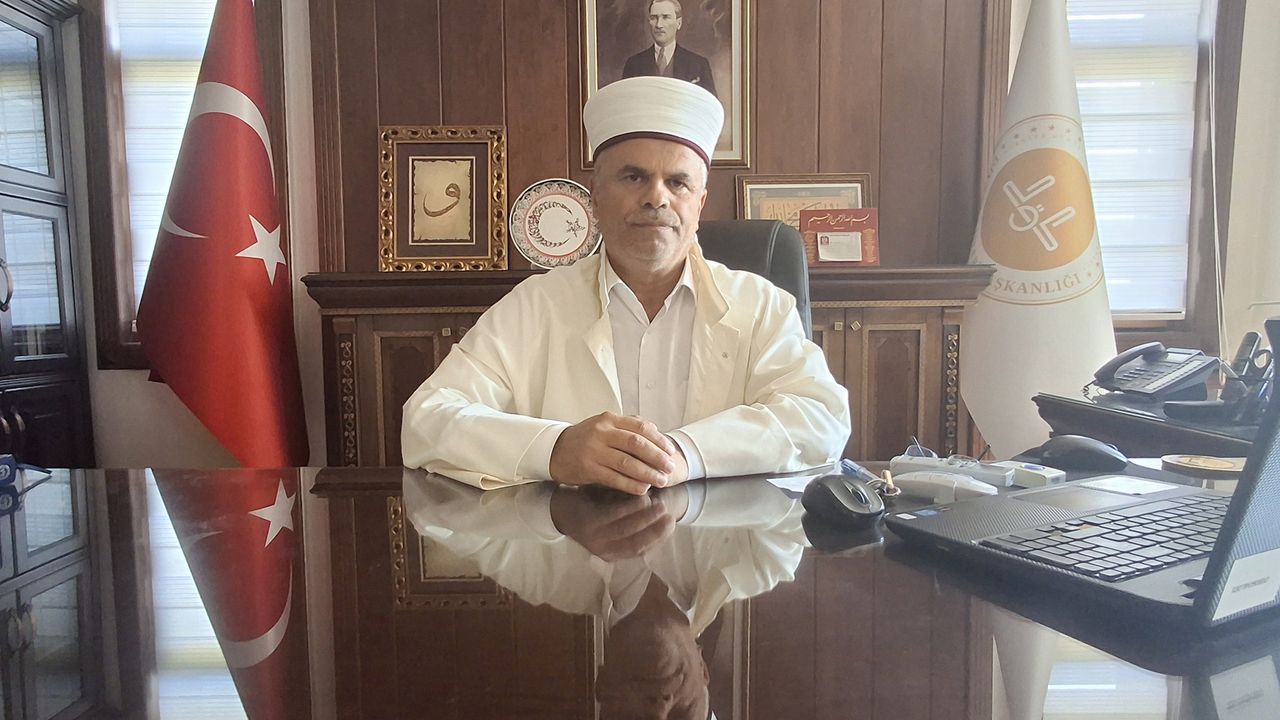 Beypazarı İlçe Müftülüğüne atanan Mehmet Süsün göreve başladı görseli