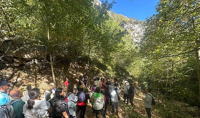 Mysia Yolları’nda Alzheimer’a karşı farkındalık yürüyüşü görseli