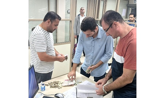 Büyükşehir zabıtasından dilencilere geçit yok görseli