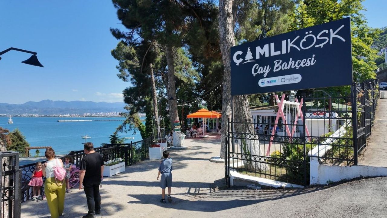 Altınordu sahilinde doğayla iç içe bir mekan: Çamlıköşk Çay Bahçesi görseli