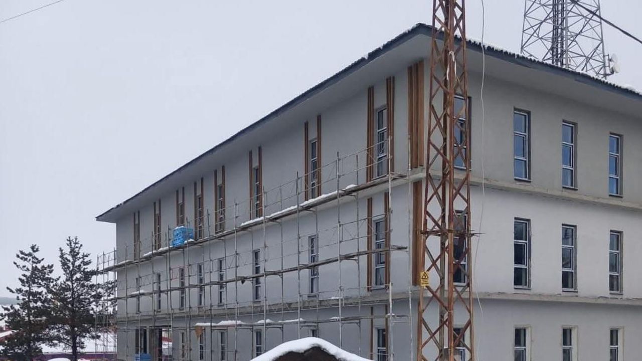 Kars'ta Kültür Hamlesi: Sarıkamış Halk Kütüphanesi projesi tamamlanıyor görseli
