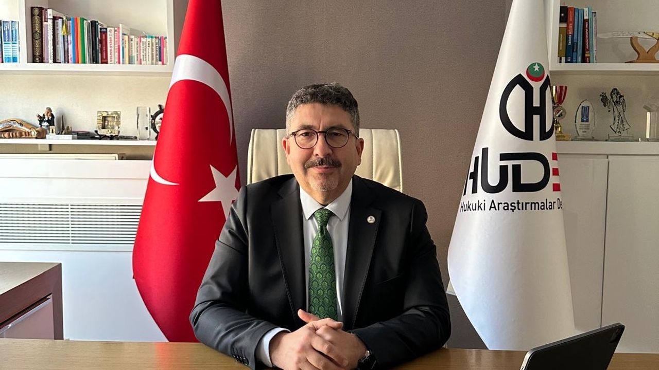 Leman Dergisi hakkında suç duyurusu: "Peygamberimize yapılan saygısızlık cezasız kalmamalı" görseli