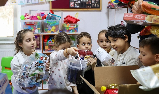Buca’da minik yüreklerden büyük dayanışma görseli