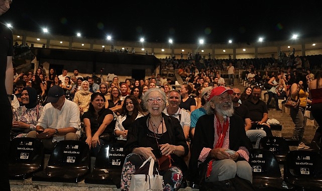 Sezonun İddialı Yapımı “Tartuffe” Açık Hava’da Seyirciyle Buluştu görseli