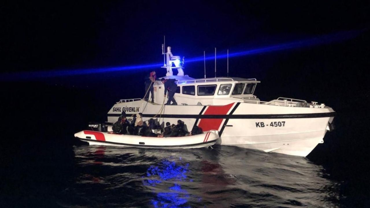İzmir'de 99 düzensiz göçmen yakalandı görseli