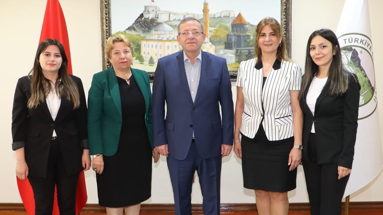 Vali Ziya Polat’a Dünya Nüfus Günü’nde anlamlı ziyaret görseli