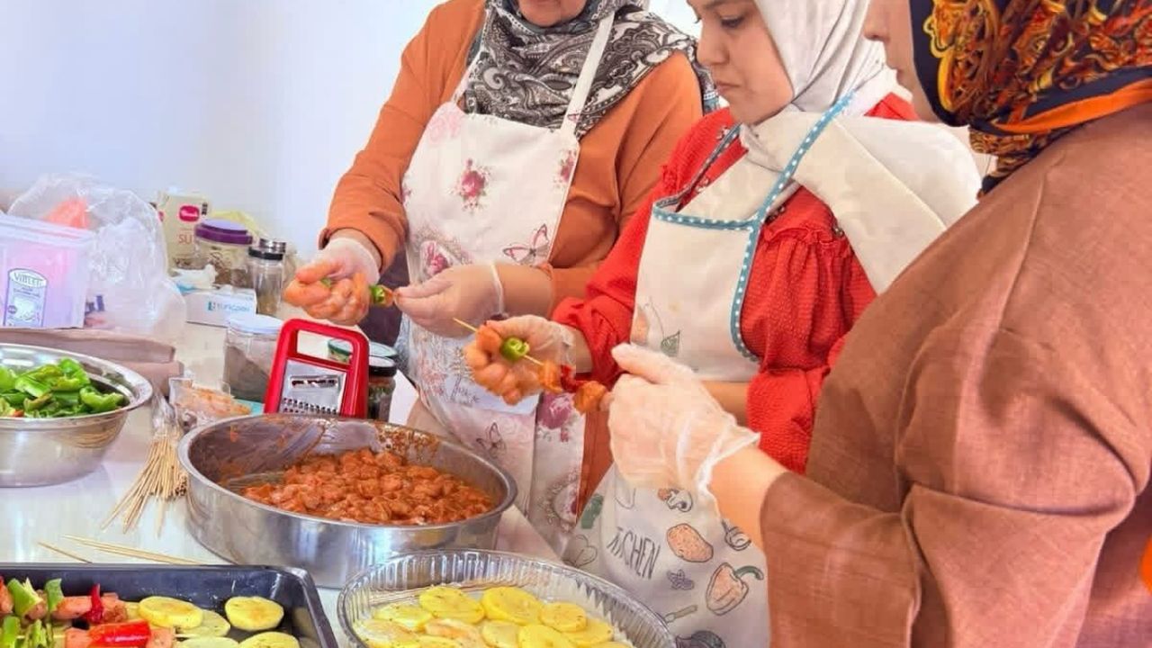 Kadınlar üretiyor, Batman güçleniyor görseli