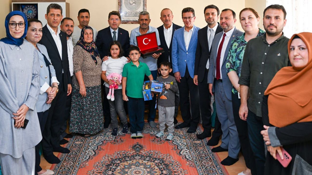 Adalet Bakanı Tunç’tan Şehit ailelerine ziyaret görseli