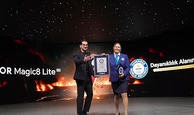 Dayanıklılığıyla Guinness Dünya Rekoru kıran HONOR Magic8 Lite Türkiye’de satışta görseli