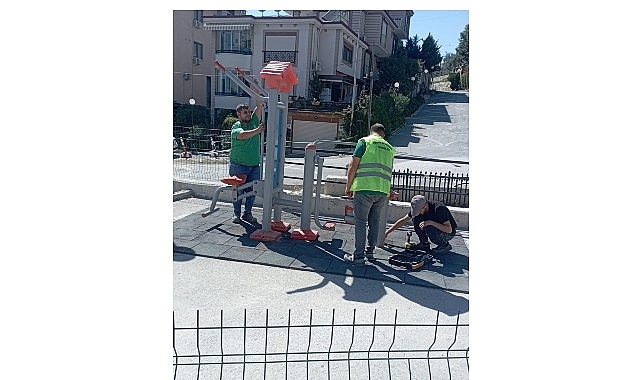 Edremit’te Parklar Yenileniyor görseli