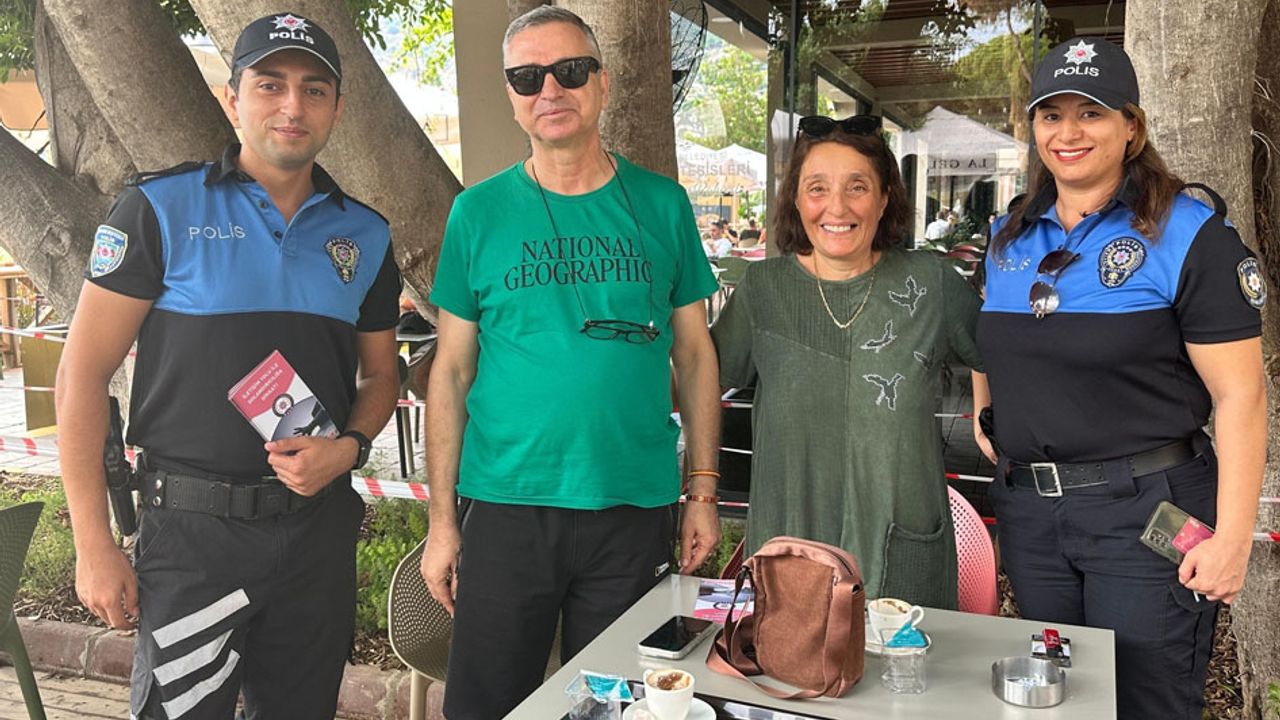 Farkında ol, oltaya gelme! görseli