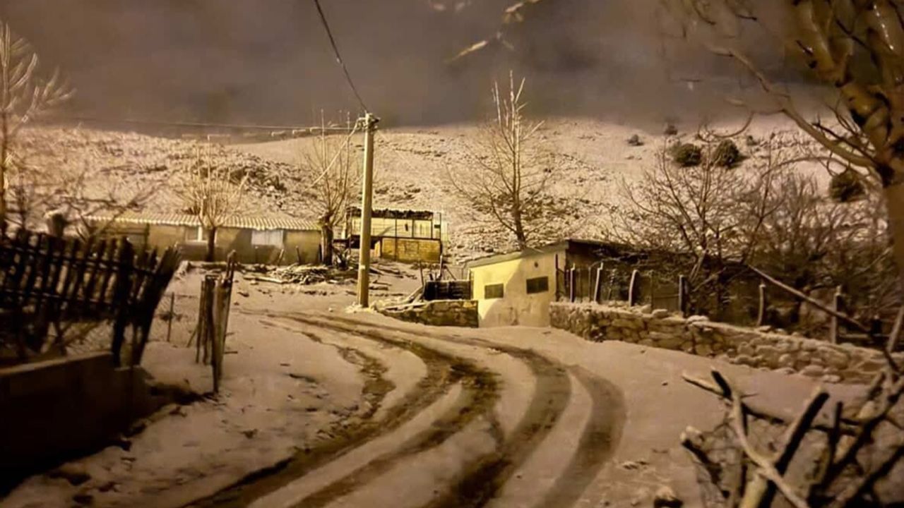 Feslikan yaylası beyaza büründü görseli